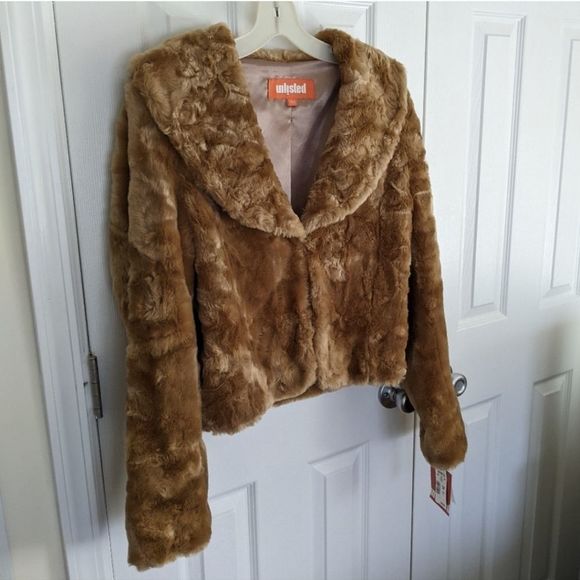 Faux Fur Jacket Unlisted by Kenneth Cole Large - Picture 4 of 8